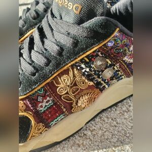 Desigual Women's US Size 7.5, UK Sz 38 Multicolor Embroidered Bling Sneakers